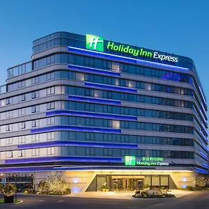 Resort Express Suzhou Taihu By Ihg